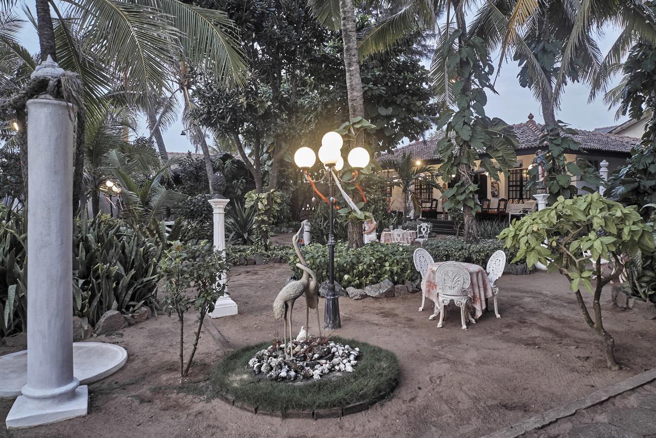 The Icebear Guesthouse Negombo Exterior photo