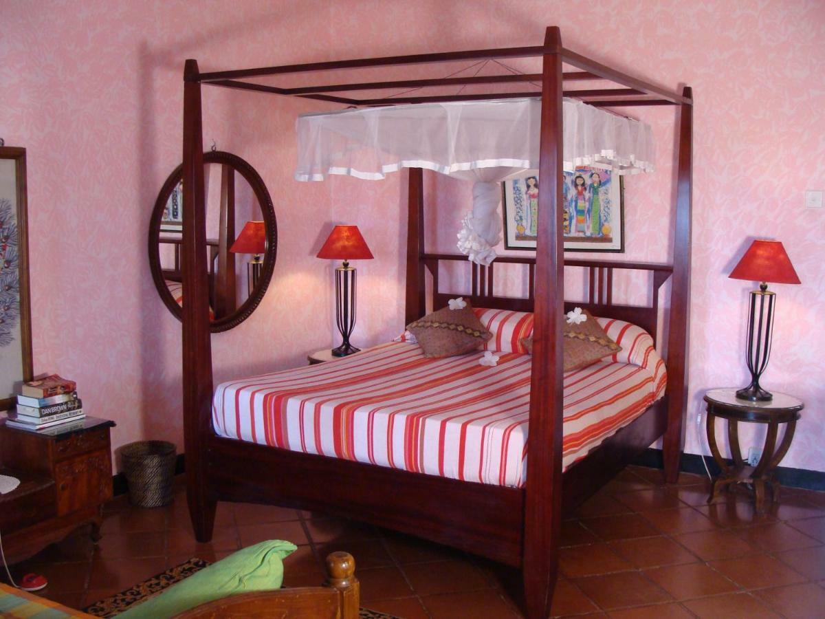 The Icebear Guesthouse Negombo Exterior photo